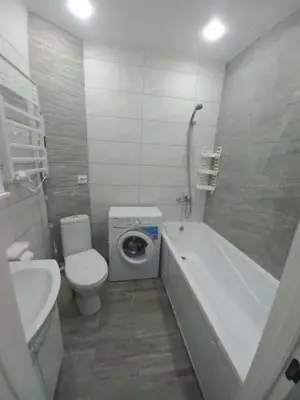 Inchiriez garsoniera in zona Victoriei  - imagine 2