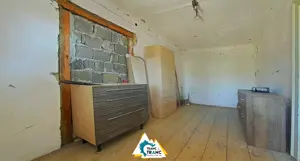 Casă spațioasă cu 3 camere în comuna Vladimirescu   aproape de Arad - imagine 2