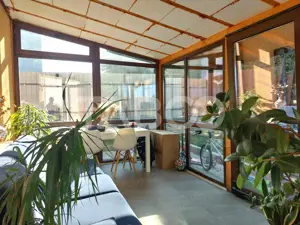 Pret avantajos-Casa si studio de vanzare 146 mpu 5 camere Cisnadie - imagine 2