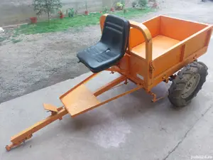 Remorca de motocultor Ruris.