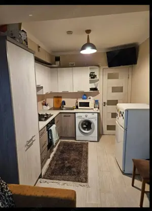 Garsoniera de inchiriat in zona Piata Romana - imagine 3