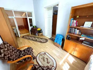 Casa  spatiu centru - imagine 14