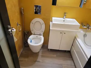 Apartament 2 camere Complex Gloria - imagine 4