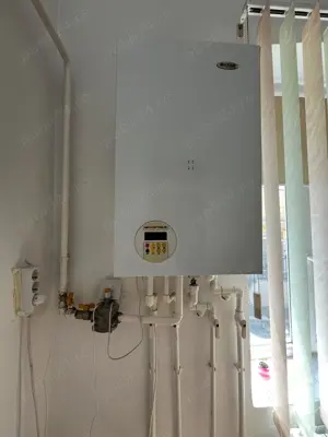 Casa  spatiu centru - imagine 11