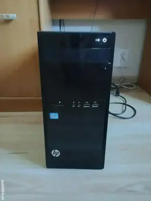vând PC HP funcțional i3  - imagine 2