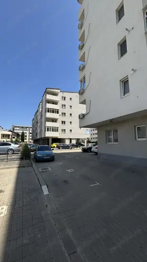 Apartament 2 camere, locație excelentă, 1 min de STB   ideal pentru locuit - imagine 2