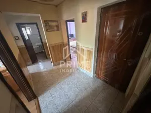 Apartament 3 camere, 64 mp, zona Cetate - imagine 7 Apartament 3 camere, 64 mp, zona Cetate - imagine 7