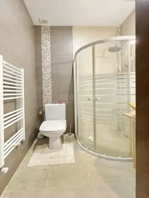 Zona Afi Mall Curte - imagine 5