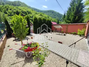 Afacere la cheie! Pensiune (casa de locuit) cu restaurant zona Cugir! - imagine 12