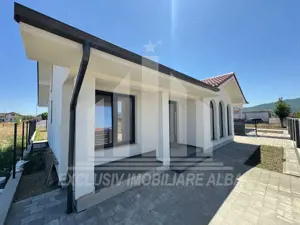 Casa individuala de vanzare in Orizont