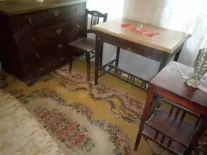 Mobila (garnitura) pentru camera zi cu scrin, vintage retro anul 1940 