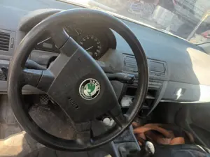 Skoda Fabia 1.4 benzina - imagine 2