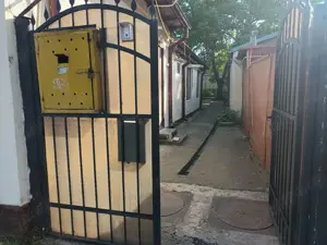 Casa de vanzare - zona Bariera - imagine 7