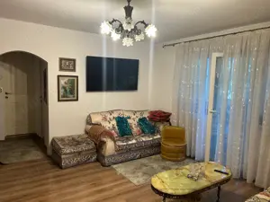 Apartament etaj 1 , cu 3 Camere de Vanzare, Zona Calea Aradului - imagine 2