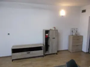 Apartament 2 camere, Dumbravita, et 2, langa sat, mobilat, utilat - imagine 4