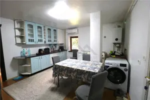 Apartament 2 camere , centrala proprie , zona Lunei - imagine 6 Apartament 2 camere , centrala proprie , zona Lunei - imagine 6