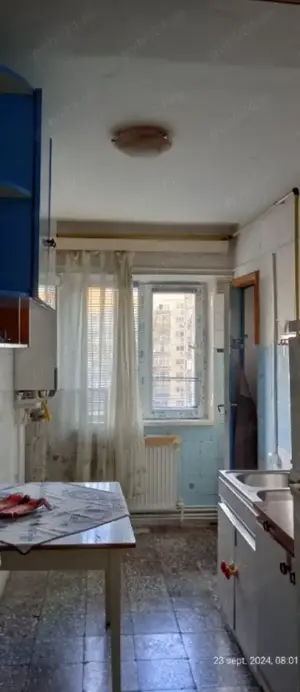 Vând apartament 4 camere  - imagine 10