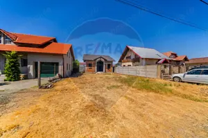 Casă / Vilă de vânzare la rosu Livada - imagine 6 Casă / Vilă de vânzare la rosu Livada - imagine 6