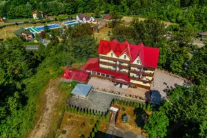 Hotel Panoramic- Investiție cu potențial balnear în statiunea Moneasa - imagine 2