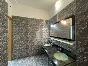 Spatiu comercial stradal, 180 mp, zona centrala Baile Neptun - imagine 11