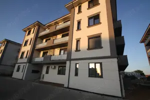 Proprietar inchiriez apartament de lux, cu 1 camera in bloc Nou - imagine 2