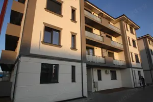 Proprietar inchiriez apartament de lux, cu 1 camera in bloc Nou - imagine 3