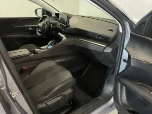 Peugeot 3008 - imagine 10