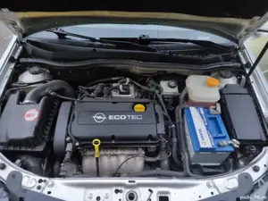 Opel Astra H GTC - imagine 4 Opel Astra H GTC - imagine 4