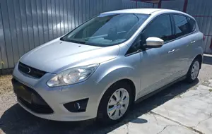 Vând Ford C-max 2013, 0,998 cmc, benzină, Eco-boost, 125CP - imagine 7 Vând Ford C-max 2013, 0,998 cmc, benzină, Eco-boost, 125CP - imagine 7