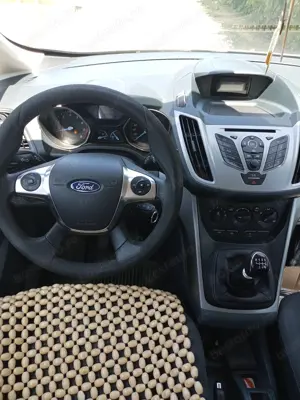 Vând Ford C-max 2013, 0,998 cmc, benzină, Eco-boost, 125CP - imagine 8 Vând Ford C-max 2013, 0,998 cmc, benzină, Eco-boost, 125CP - imagine 8