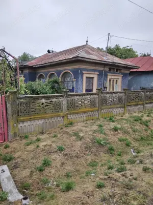 Vând casă modestă la țară comuna Potlogi județul Dâmbovița