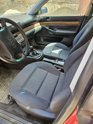 Vând Audi A4 1,9TDI  - imagine 3