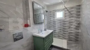 Apartament 3 camere, decomandat, 62 mp utili , mobilat si utilat , Craiovita Nou - imagine 12