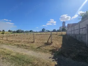 Vând teren zona Baltag,str.Mănâstirii nr.2