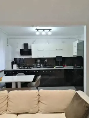 Apartament cu 2 camere, 57 mp, parcare, boxa la subsol, zona Subcetate!