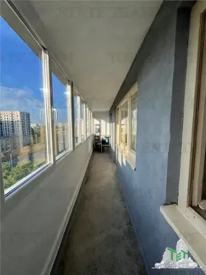 Apartament 3 camere + 2 balcoane cu o priveliste senzationala si pe fata si pe spate in zona Timisoa - imagine 2