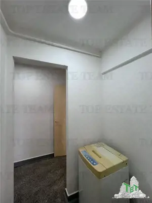 Apartament 3 camere + 2 balcoane cu o priveliste senzationala si pe fata si pe spate in zona Timisoa - imagine 15