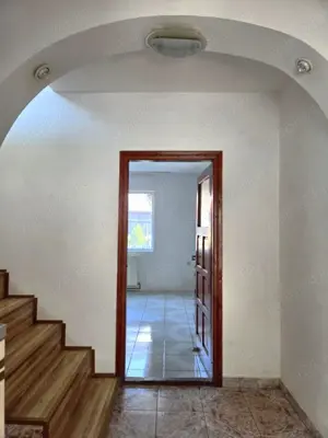 Vilă spațioasă, 6 camere, aproape de Buzău   strada Centrală Mărăcineni - imagine 7