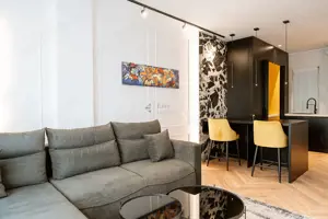 Apartament nou cu 2 camere de inchiriat EAS/Residence Central