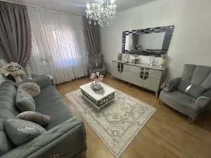 Apartament 3 camere zona Tomis II