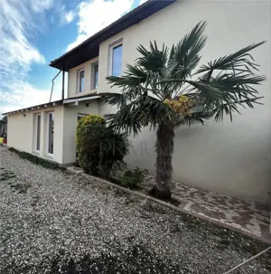 Sag- vatra satului- 7 camere- strada asfaltata