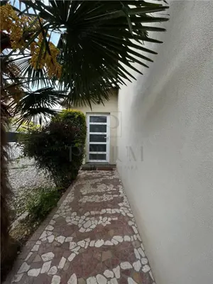 Sag- vatra satului- 7 camere- strada asfaltata - imagine 5 Sag- vatra satului- 7 camere- strada asfaltata - imagine 5