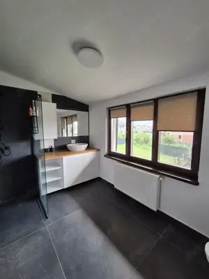 Casa speciala de vanzare , din busteni de lemn , 257.000 euro neg . - imagine 7