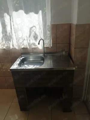 Casă + grădină în Roșia de Secaș - imagine 9