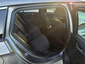 Opel Astra 1.6 CDTI DPF ecoFLEX Sports TourerStart Stop Edition - imagine 8