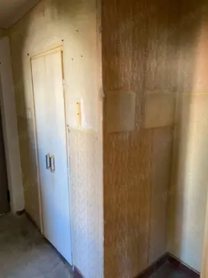 Apartament de vanzare 2 camere , Str Paulesti , et 3 , 62.000 euro neg. - imagine 6