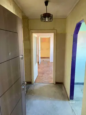 Apartament de vanzare 2 camere , Str Paulesti , et 3 , 62.000 euro neg. - imagine 9