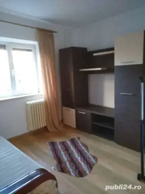 Primesc in gazda o femeie 