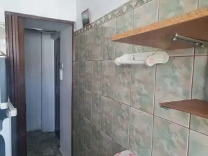 Vând apartament 2 camere , zona J-uri Craiovei - imagine 6