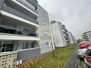 Apartament modern cu 3 camere terasa si 2 parcari in Kogalniceanu